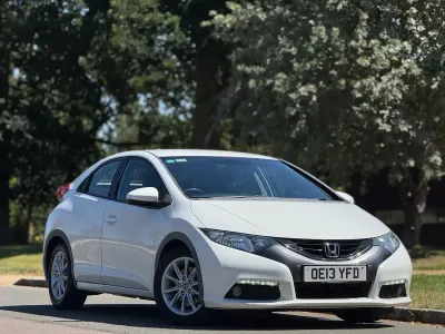 Used Honda Civic EX 2013 White Hatchback