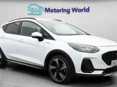 Second-hand Ford Fiesta Active 101 CP (74 kW) 2022 Alb Hatchback