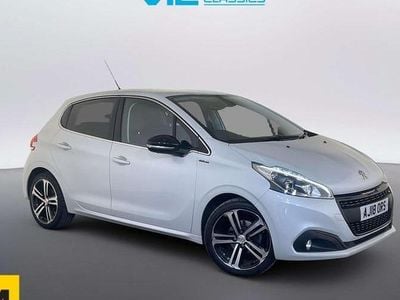 Used Peugeot 208 GT-line 110 HP (80 kW) 2018 White Hatchback