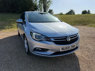 Used Vauxhall Astra SRi 150 HP (110 kW) 2019 Silver Hatchback