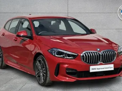 Used BMW 118 M Sport 134 HP (98 kW) 2023 Red Hatchback