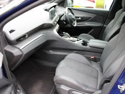 Begagnad Peugeot 3008 GT-line 129 HK (94 kW) 2019 Blå SUV