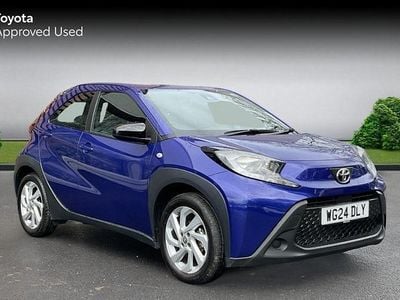 Used Toyota Aygo X PURE 72 HP (52 kW) 2024 Juniper blue SUV