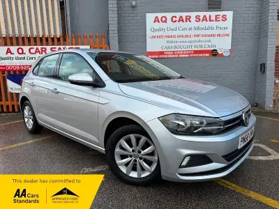 Used VW Polo SE 65 HP (47 kW) 2018 Silver Hatchback