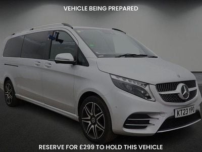 Mercedes V220