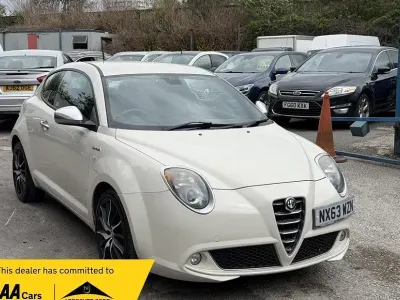 Begagnad Alfa Romeo MiTo 105 HK (77 kW) 2013 Vit Halvkombi