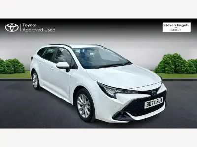 Used Toyota Corolla 2024 White Estate