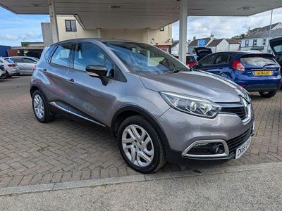 Grey Used 2016 Renault Captur Dynamique SUV | £8,695 (A bit pricey)