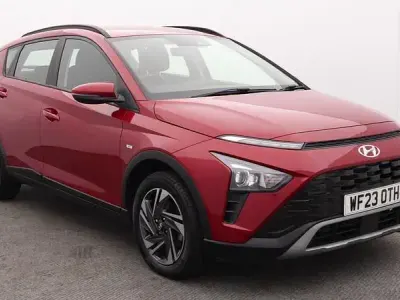 Używany Hyundai Bayon SE 100 KM (73 kW) 2023 Czerwony SUV