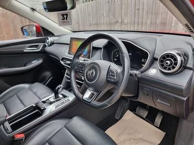 Used MG HS Excite 162 HP (119 kW) 2022 Red SUV