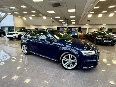 Begagnad Audi A3 S-Line 190 HK (139 kW) 2017 Blå Halvkombi