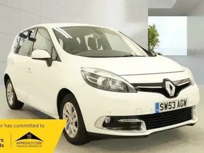 Used Renault Scénic III Dynamique 110 HP (80 kW) 2014 White MPV