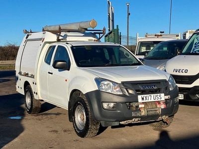 White Used 2017 Isuzu Rodeo SUV | £8,450 (Fair price)