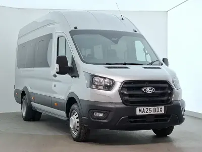 Używany Ford Transit Trend 165 KM (121 kW) 2025 Srebrny Minivan