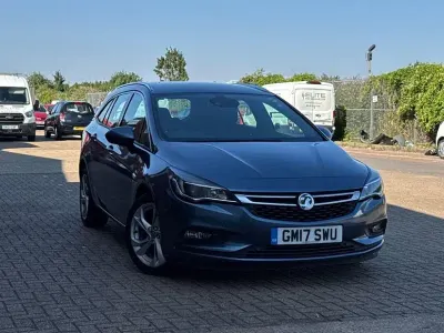 Used Vauxhall Astra SRi 150 HP (110 kW) 2017