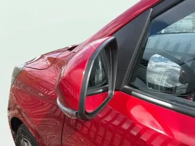 Used Hyundai i10 Advanced 63 HP (46 kW) 2025 Red Hatchback