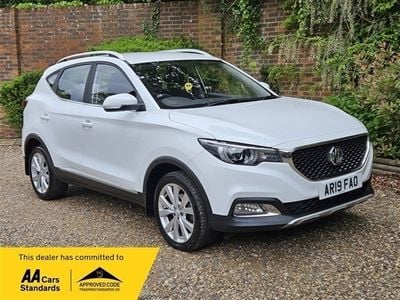 MG ZS