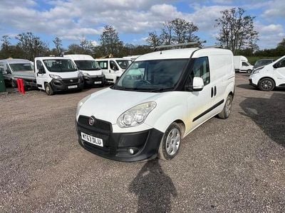 Begagnad Fiat Doblò 2014 Vit Minibuss
