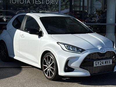 Begagnad Toyota Yaris Hybrid Sport 131 HK (96 kW) 2026 Halvkombi