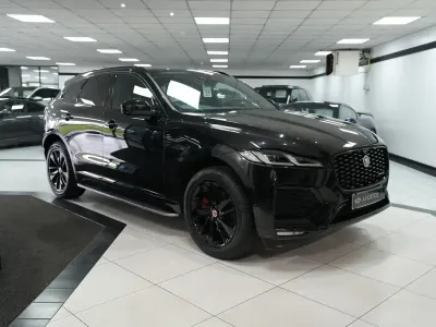 Usado Jaguar F-Pace R-Dynamic 204 HP (150 kW) 2021 Preto SUV