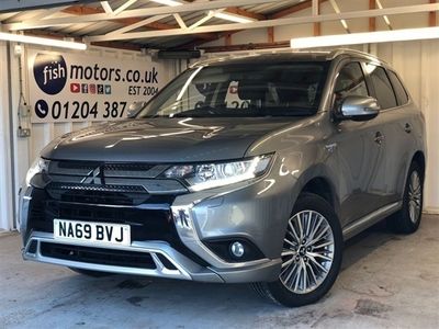 used Mitsubishi Outlander P-HEV DESIGN