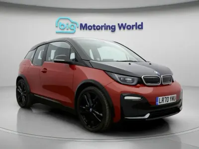 Używany BMW i3 135 kW (184 KM) 2020 Czerwony Hatchback