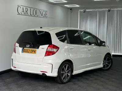 Used Honda Jazz SI 99 HP (72 kW) 2012 White Hatchback