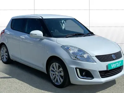 Used Suzuki Swift SZ4 94 HP (69 kW) 2015 White Hatchback