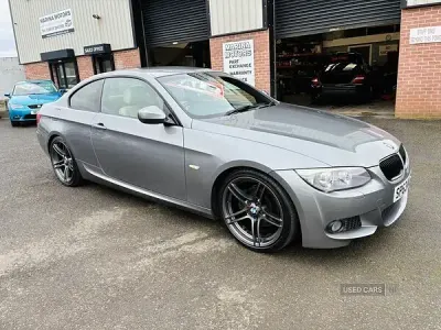 Usado BMW 320 M Sport 2013 Cinzento Coupé