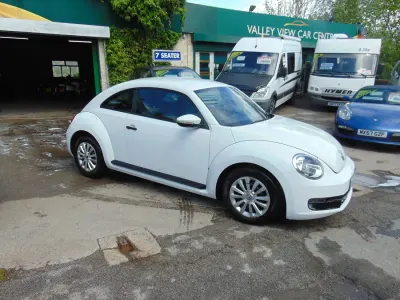Used VW Beetle 105 HP (77 kW) 2014 White Hatchback