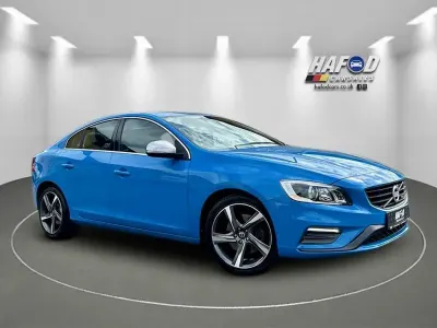 Used Volvo S60 R-Design 215 HP (158 kW) 2013 Blue Sedan