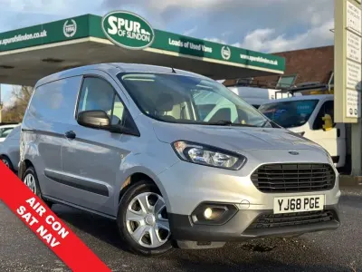 Używany Ford Transit Trend 100 KM (73 kW) 2018 Srebrny Van