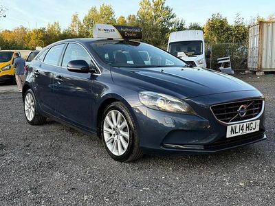 Used 2014 Volvo V40 SE Lux Hatchback | £4,995 (Fair price)