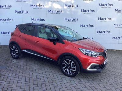 Used Renault Captur Iconic 90 HP (66 kW) 2019 Red/black SUV