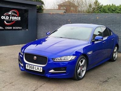 Used Jaguar XE R-Sport 180 HP (132 kW) 2018 Blue Sedan