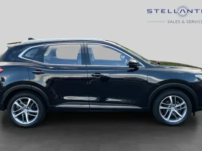 Second-hand MG HS Exclusive 160 CP (117 kW) 2022 Negru SUV