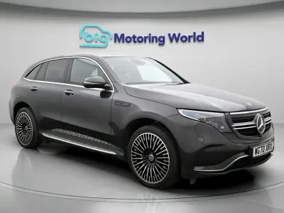 Usado Mercedes EQC400 AMG line 300 kW (408 HP) 2020 Cinzento SUV