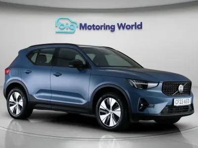 Used Volvo XC40 Plus 211 HP (155 kW) 2023 Blue SUV