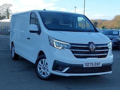 New Renault Trafic 2025 Solid  glacier white MPV