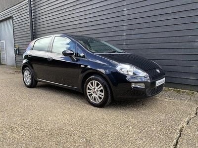 Used Fiat Punto Pop 69 HP (50 kW) 2017 Black Hatchback