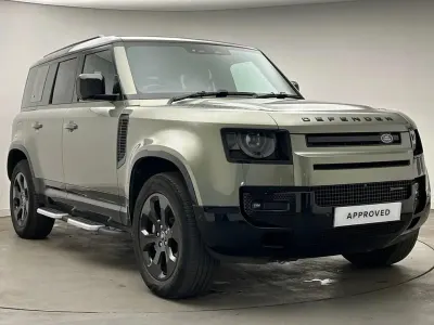 Used Land Rover Defender HSE Dynamic 296 HP (217 kW) 2023 Green SUV