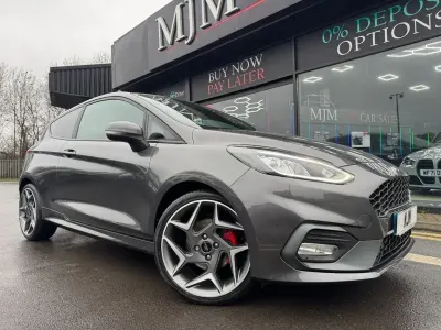 Usado Ford Fiesta ST 200 HP (147 kW) 2020 Cinzento Citadino