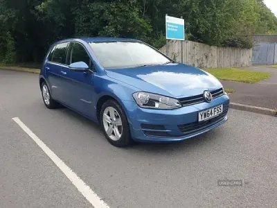 Used VW Golf VII SE 105 HP (77 kW) 2014 Blue Hatchback