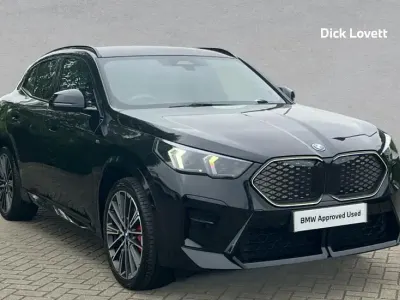 Usado BMW iX2 Comfort Edition 150 kW (204 CV) 2025 Negro SUV