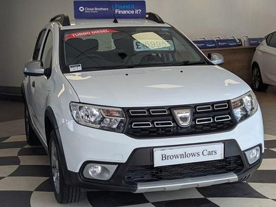 Used Dacia Sandero Ambiance 90 HP (66 kW) 2017 White Hatchback