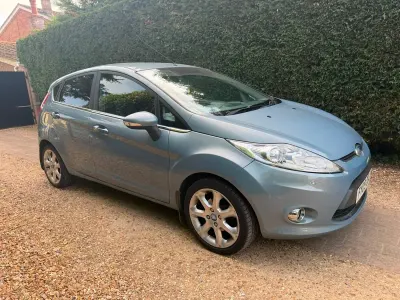 Used Ford Fiesta Zetec 96 HP (70 kW) 2009 Blue Hatchback