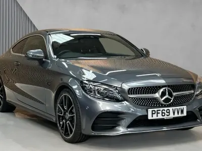 Używany Mercedes C220 AMG Line Premium 194 KM (142 kW) 2020 Szary