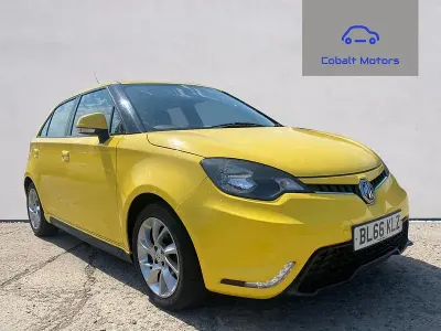Used MG MG3 106 HP (77 kW) 2017 Yellow Hatchback