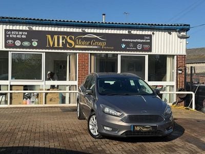Second-hand Ford Focus Titanium 125 CP (91 kW) 2015 Gri Break