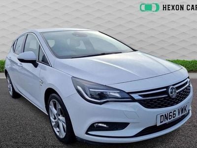 Used Vauxhall Astra SRi 2017 White Hatchback